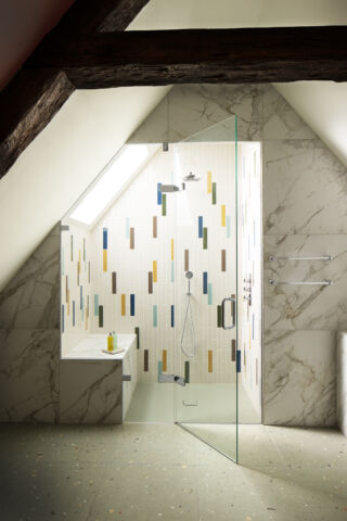 Frameless with Chrome Fittings