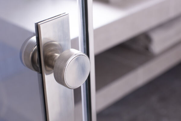 Engineer Handle with Frame Accent